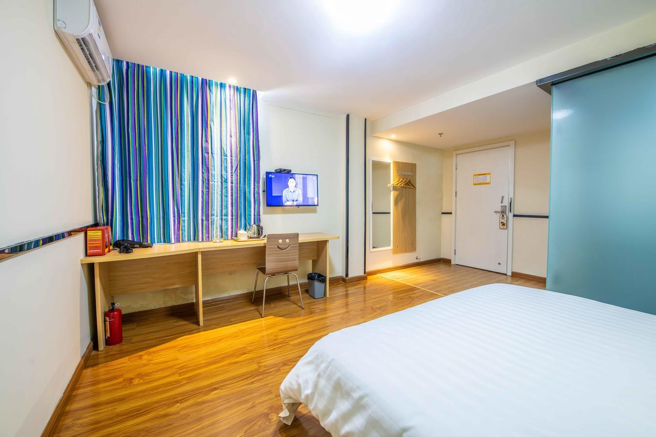 Orange Fashion Apartment Hotel Guangzhou Xiajiao Subway Station Branch Esterno foto