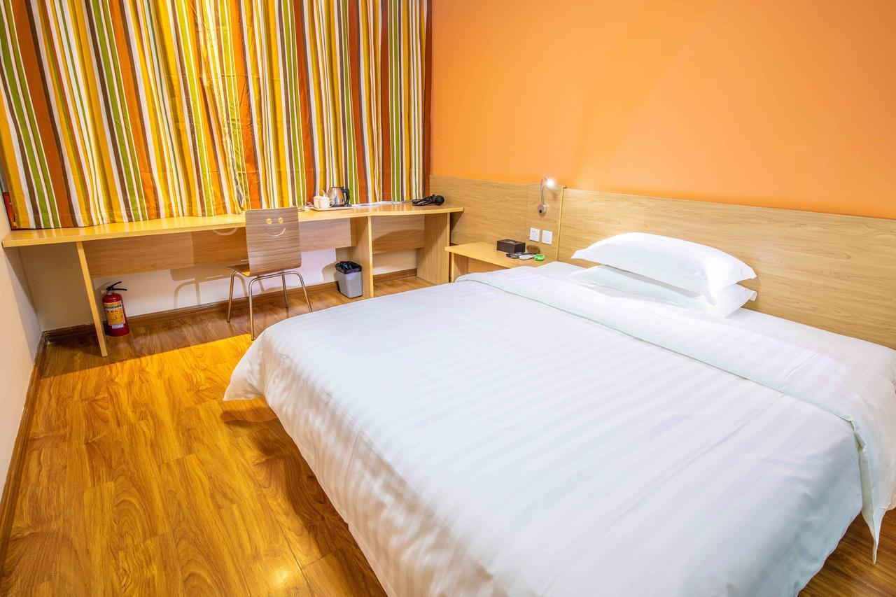 Orange Fashion Apartment Hotel Guangzhou Xiajiao Subway Station Branch Esterno foto