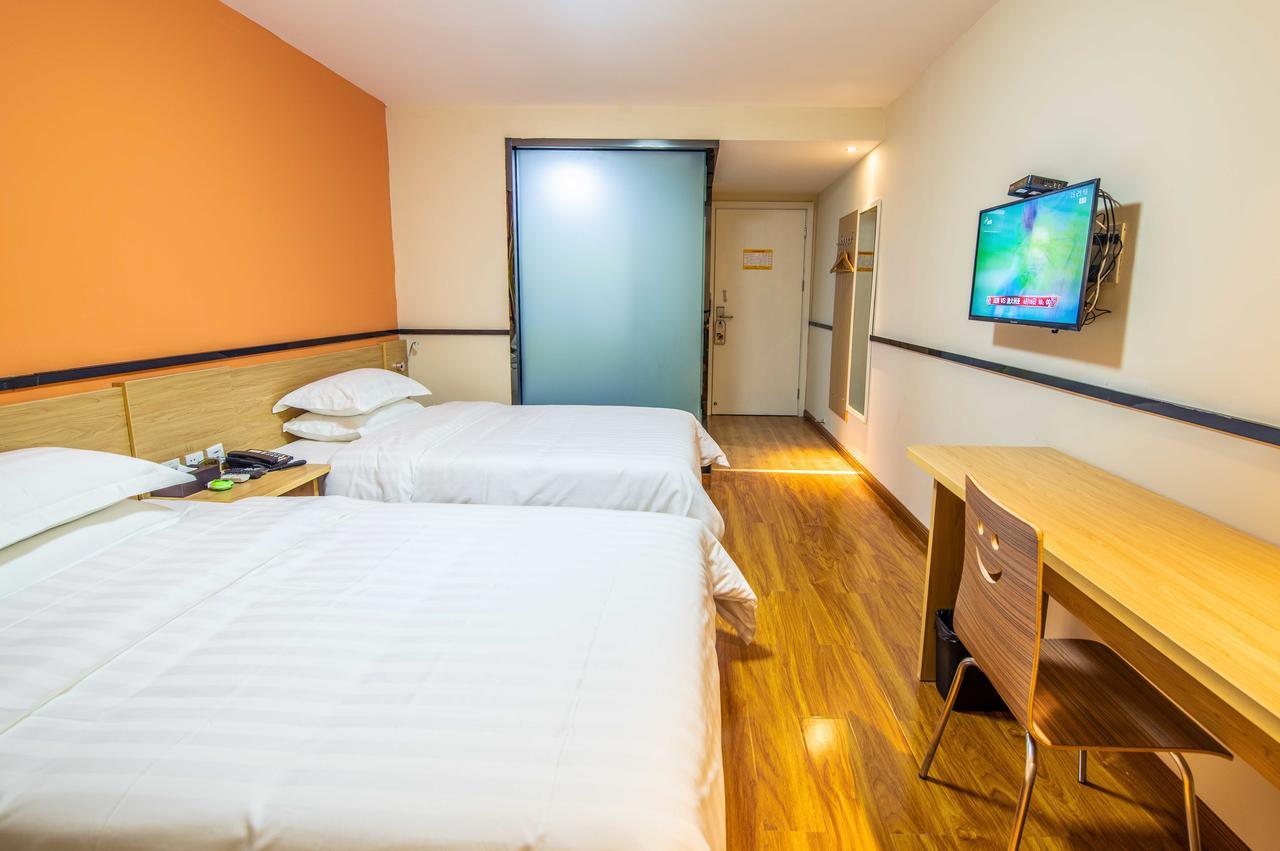 Orange Fashion Apartment Hotel Guangzhou Xiajiao Subway Station Branch Esterno foto